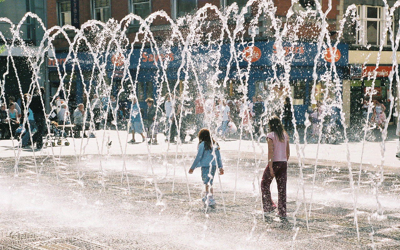 Williamson Square, Liverpool Camlins